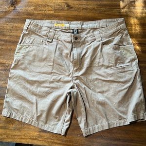 Mens Noble shorts size 44